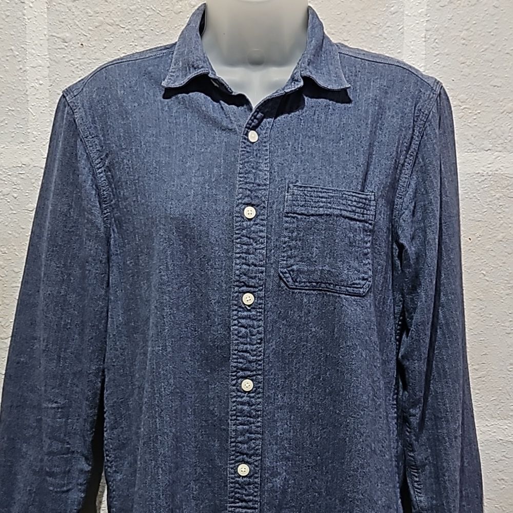 GAP Blue Long Sleeve Button Down Flannel Top - Picture 2 of 10